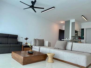Condominium For Rent in Mezzo