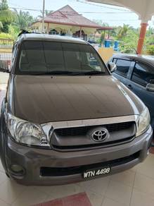 Toyota Hilux G in Lekir, PRK