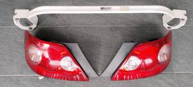 Toyota Mark X Ultra Racing Strut Bar & Tail Lights