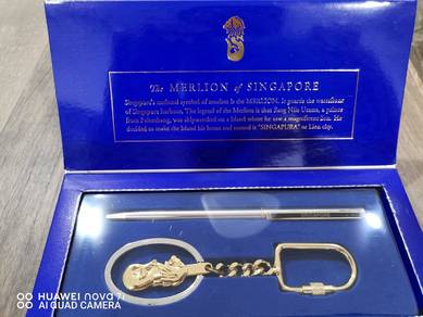 Keychain & Pen
