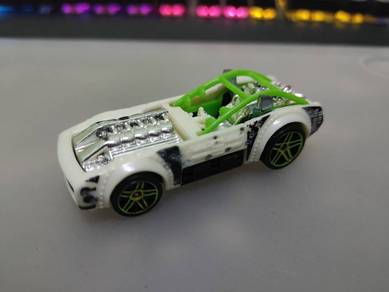 Hotwheels Piledriver from 5 pack