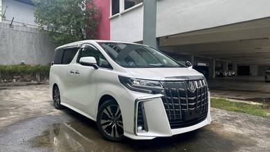 Toyota Alphard SC in Desa Petaling, KUL