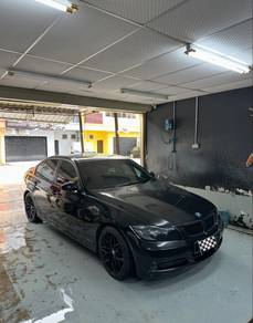 BMW 320i 20i (CBU) in Seremban 2, NSN