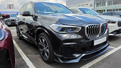 BMW X5 xDRIVE45e M SPORT in Chan Sow Lin, KUL