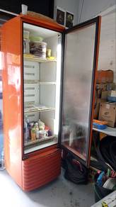 Icebox | Fridge