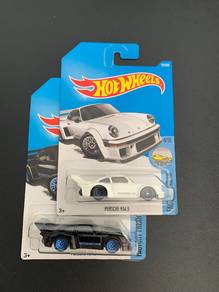Hot Wheels Porsche 934.5 Set