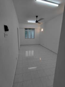 Apartment For Rent in Casa Ara