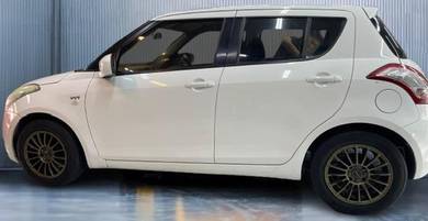 Suzuki Swift GL in Kuching, SWK