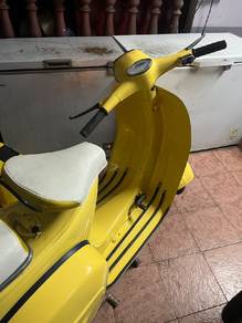 Vespa Super 150