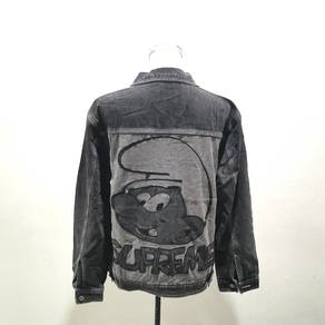 Supreme x Smurfs denim trucker jacket