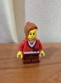 Minifigure Little Girl With Red Shirt