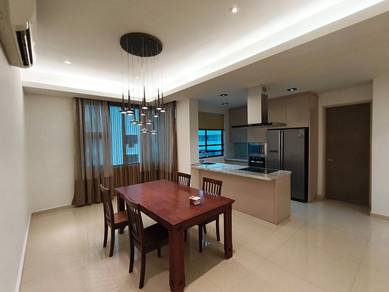 Condominium For Rent in Bay 21