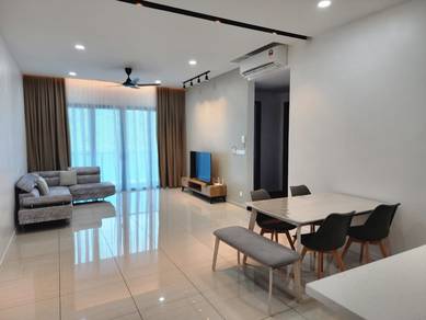 Condominium For Rent in Queens Residences Q1 @ Queens Waterfront