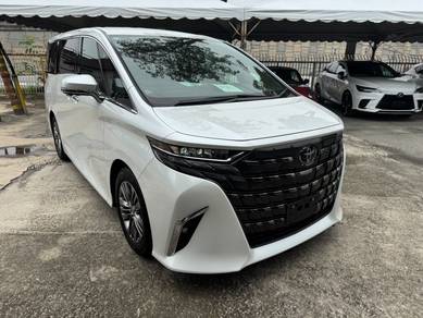 Toyota Alphard Z in Puchong, SGR