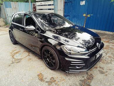 Volkswagen Golf TSI R-LINE in Desa Petaling, KUL