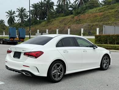 Mercedes Benz A250 250 in Puncak Alam, SGR