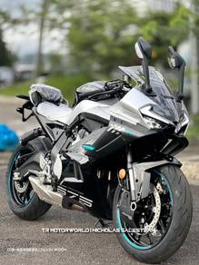 CFMOTO 675SR-R