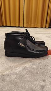 Clarks Wallabee