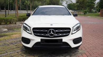 Mercedes Benz GLA250 250 4MATIC (CBU) in Shah Alam, SGR