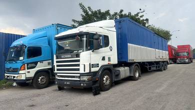 Lori Driver E Full trailer Box (Johor Bahru)