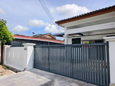 1-storey Terraced House For Sale in Simpang Ampat,PNG