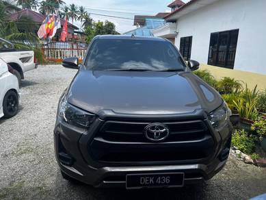 Toyota Hilux E in Ambang Botanic, SGR