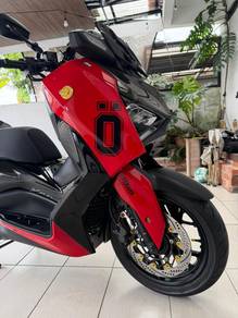 Yamaha XMAX