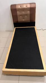 Lelong barang rumah