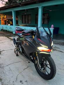 Honda CBR150R