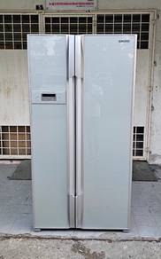 Hitachi 2door fridge refrigerator side by side