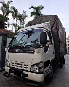 Isuzu NKR 4.7L Diesel Lorry 2024
