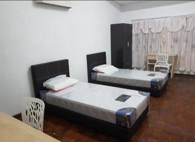 Room in Klang, SGR