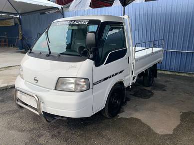 Lori Nissan SK 82 Pick-up Steel Body ( Rebuild )