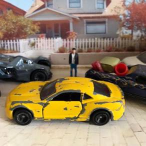 CFE273 2011 TOMY TOMICA 1:65 CHEVROLET CAMARO Yel