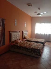 Apartment For Rent in Cocobay Resort Condominium