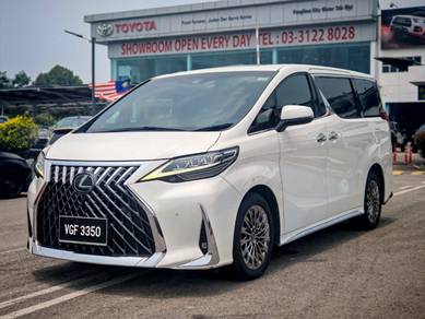 Lexus LM 350 in Telok Panglima Garang, SGR