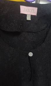 Baju kurung moden sulam