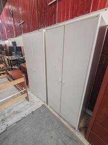 Almari Putih Ikea