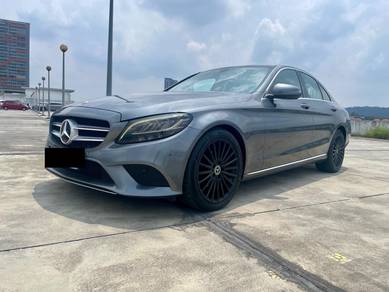 Mercedes Benz C200 200 AVANTGARDE (CKD) in Puchong, KUL