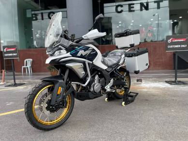CFMOTO 700MT