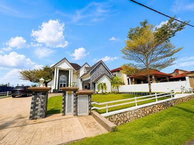 Bungalow House For Sale in Bangi,SGR