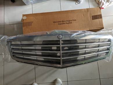 mercedes W 204 front grille