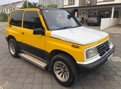 Suzuki Vitara in Puncak Alam, SGR