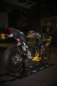Yamaha R15