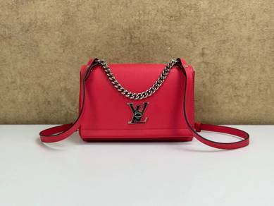 [RAYA SALES] Louis Vuitton M41797 Lockme ll BB
