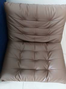 Rotatable Leather Chair