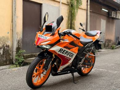 Honda CBR150R