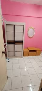 Room in Petaling Jaya, SGR