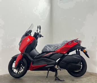 Yamaha XMAX