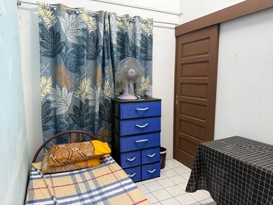 Room in Kuching, SWK